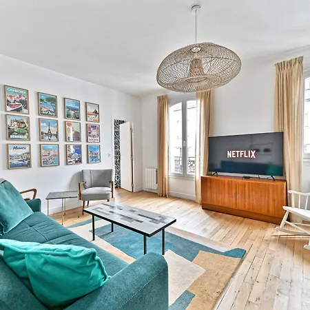 Daire Sublime 2p A 15 Min Du Centre De Paris.